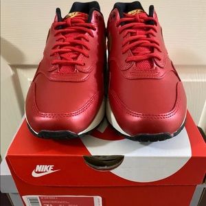 Nike Air Max 1 Metallic Red & Gold